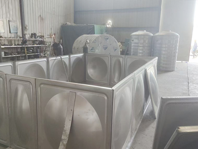 不锈钢保温水箱