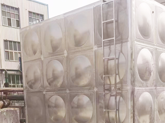 不锈钢保温水箱