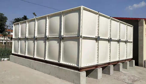 军工级玻璃钢水箱:耐-30℃~80℃,极端环境适用!
